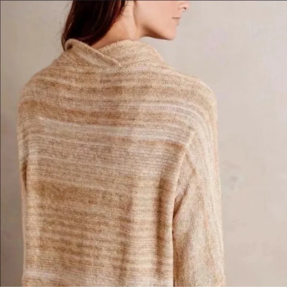EUC - Anthropologie Field Flower Sweater Tunic - size XS